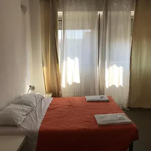 Konukevi Farini, Milano