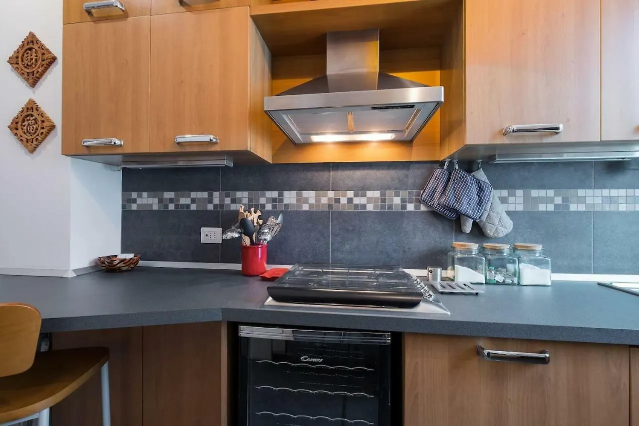 Flatty Apartments - Stelvio Milan 0*,
